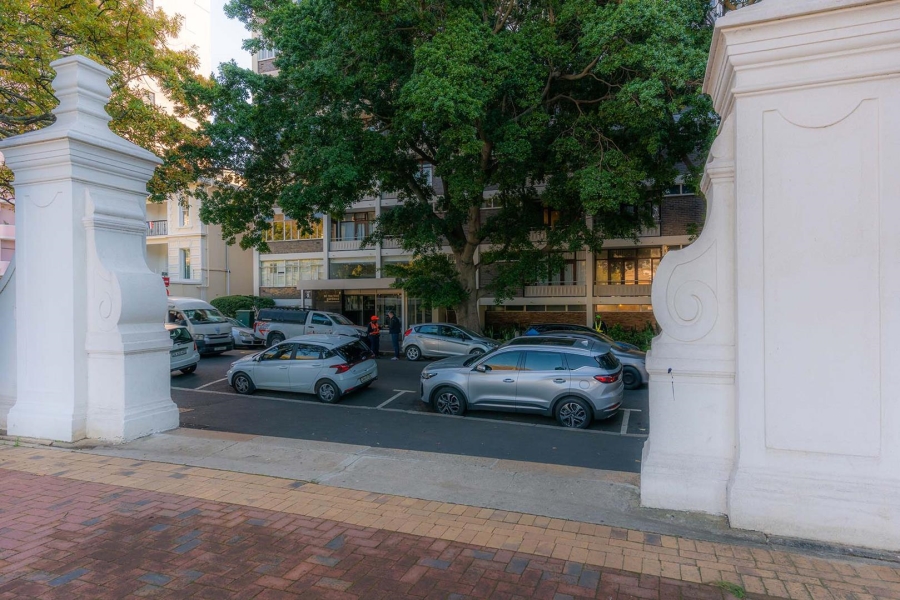 1 Bedroom Property for Sale in Cape Town City Centre Western Cape